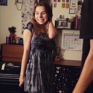 Meet your Posher, Alexis